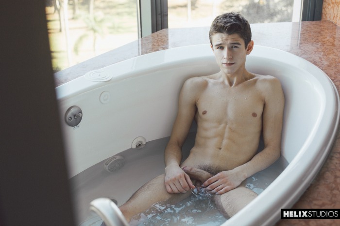 Evan-Parker-Will-Leave-You-Moist-And-Wet-Helix-Studios-2-Chronicles-Of-Pornia-Blog